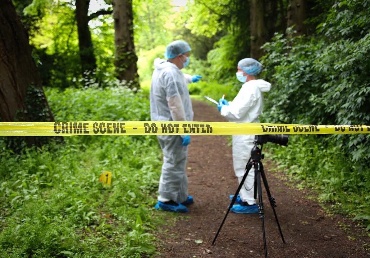 CSIs at work CSS Manager working with a CSI at a mock crime scene